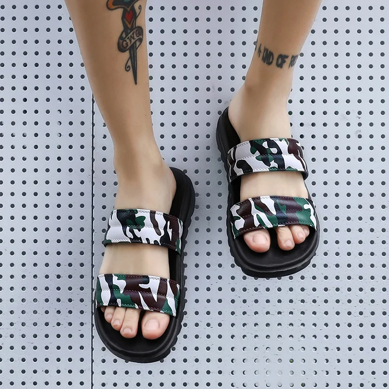

2019 Summer Mens Flip Flops Anti-slip Funny Printed Comfortable Classic Camouflage Beach Slippers Home Bathroom Shoes T25