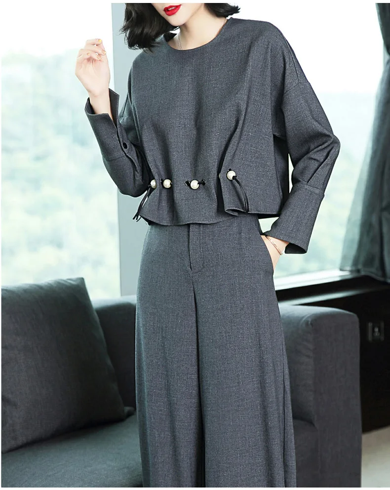 New 2018 Spring Autumn Fashion Women's Business Pants Suits Pearl Button Ruffles Suits For Women 2 Pieces Set Large size S-XL New 2018 Spring Autumn Fashion Women's Business Pants Suits Pearl Button Ruffles Suits For Women 2 Pieces Set Large size S-XL