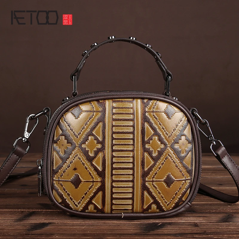 

AETOO brand 2017 new rivet handbag shoulder wave handbags hand rub color wild Messenger bag bag personalized bag