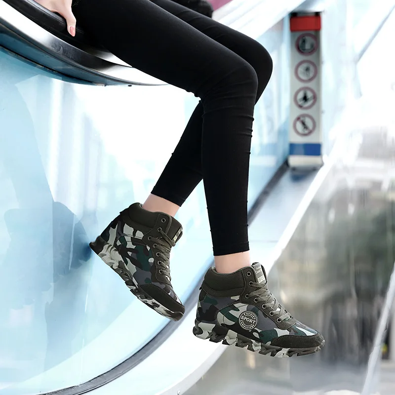 Г., весенние высокие кроссовки на платформе камуфляжная повседневная обувь женские зимние парусиновые туфли со скрытым каблуком женские с сеткой Femme