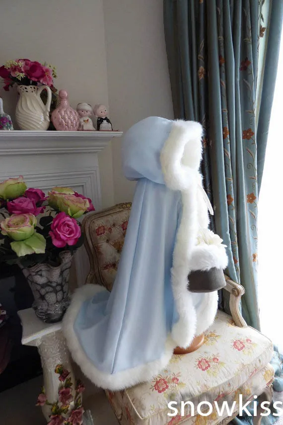 

Long Ice Blue Cape With Train Hooded Ivory/White Wedding Cloak Faux Fur Jacket Winter Kid Flower Girl Children Outerwear/Coats