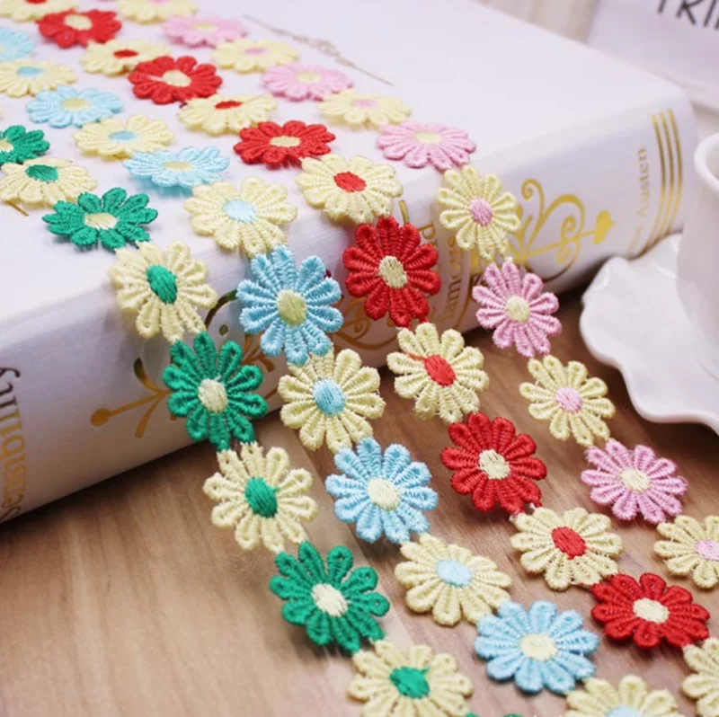 

Beautiful Double Color Daisy Flower Lace Trim Knitting Wedding Embroidered Diy Handmade Ribbon Sewing Supplies Crafts 2Yards
