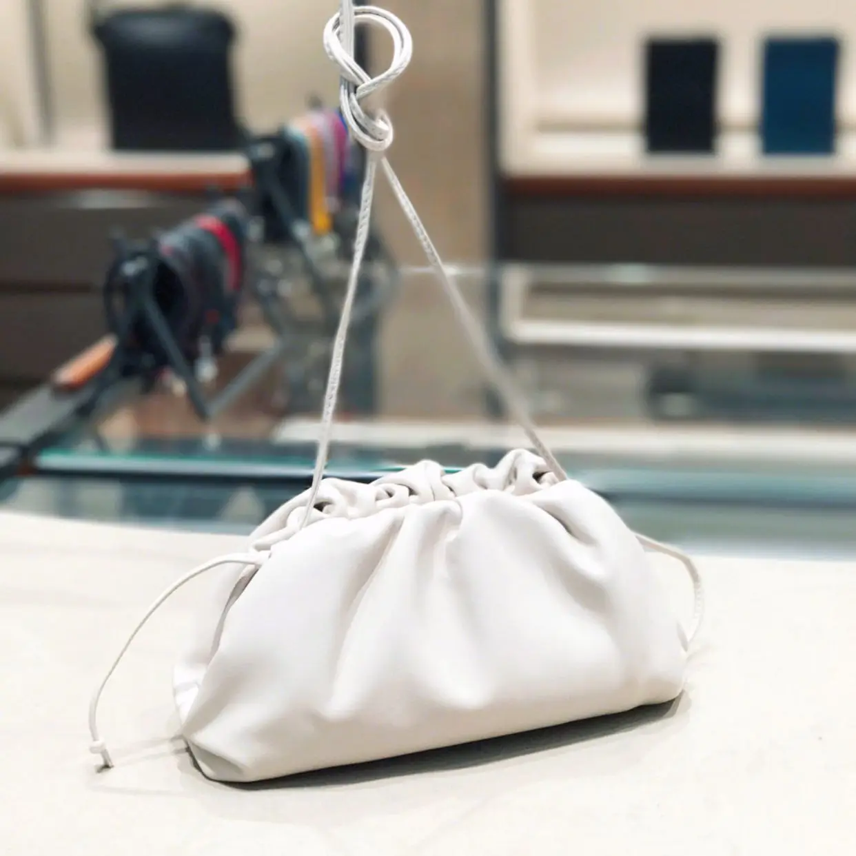  2019 New Ladies Dumplings Package Simple Solid Color Fashion Trend Wild Personality Shoulder Bag Me - 33034545910