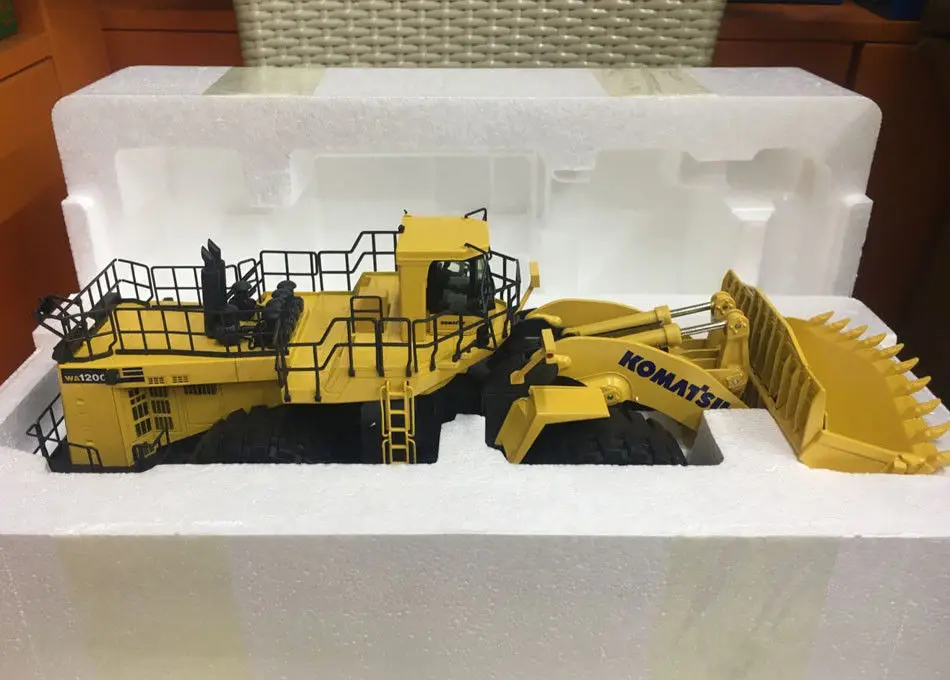Rare NZG Комацу WA 1200 колесный грузчик 1:50 Масштаб литой металл модель 889|diecast models|caterpillar