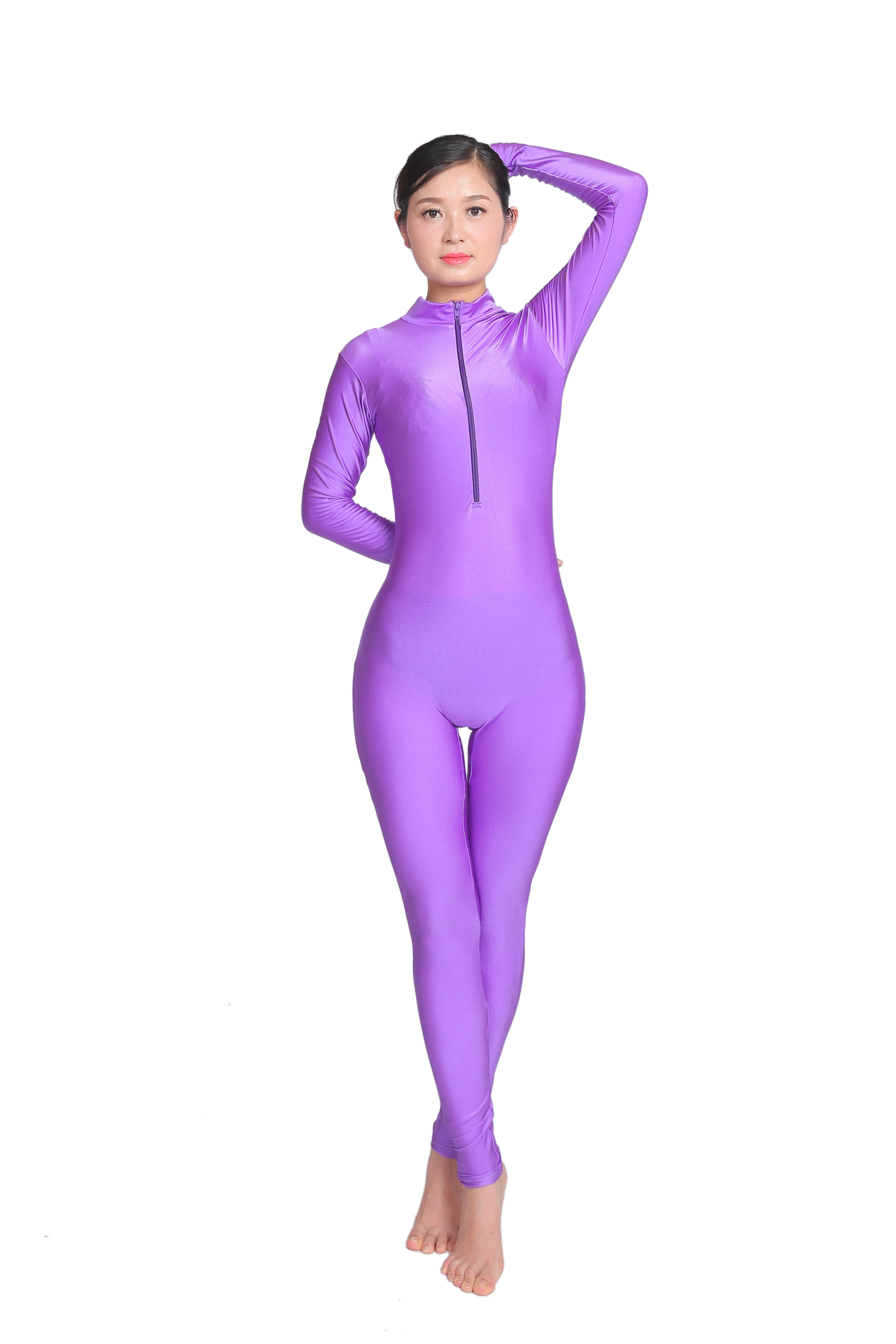 костюм из лайкры