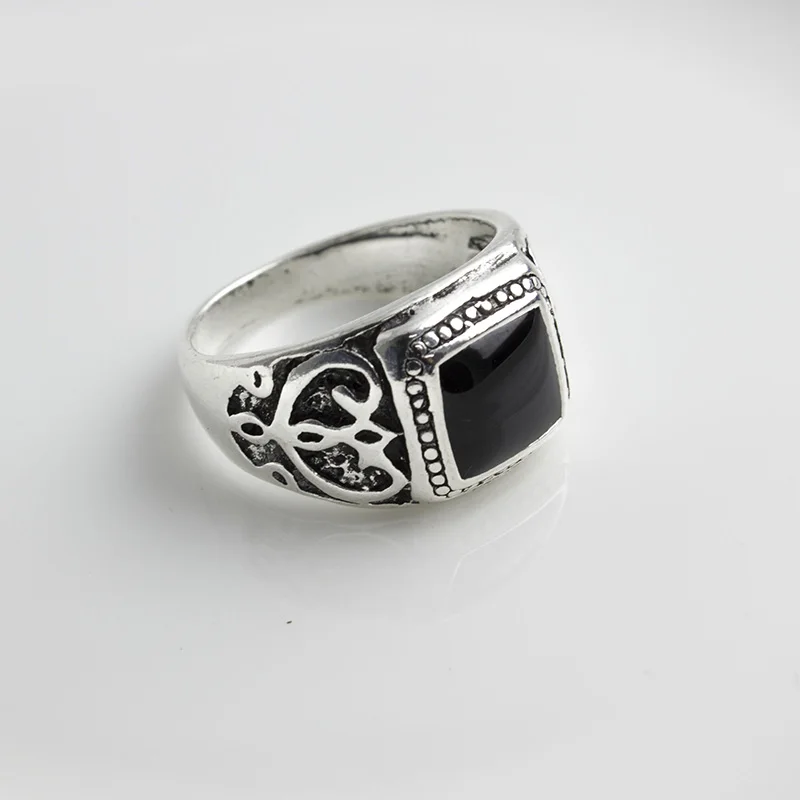 Size:8-11 High Quality Antique Silver Plated Men Ring Christmas New Ring Black Square Enamel Rings Fine Jewelry