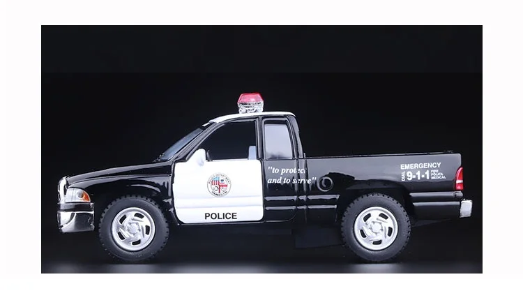 Высокая имитация изысканная коллекция игрушек: KiNSMART автомобильный Стайлинг Dodge RAM1500 полицейская модель автомобиля 1:44 сплав модель автомобиля лучшие подарки