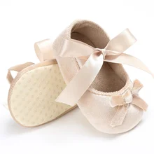Милая обувь для маленьких девочек; мягкая спортивная обувь для малышей; бархатная детская обувь принцессы