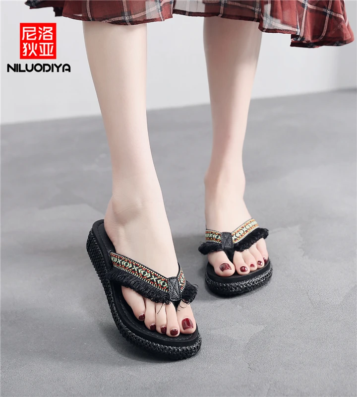 

2019 Hot Black Ethnic Wind Pinch Slippers Home Travel Sandals Women's Summer Shoes Women's Sandals Flip Flops Women Sneakers.8z