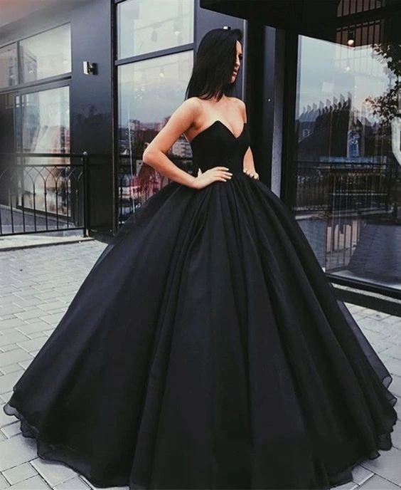 Black ball gown prom dress 17