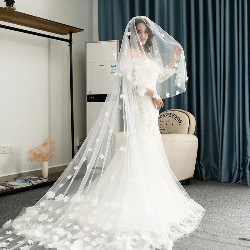 

2018 New 3 Meters One Layer Lace Tulle Long Bridal Veil with Comb Wedding Accessories Bride Mantilla Wedding Veil