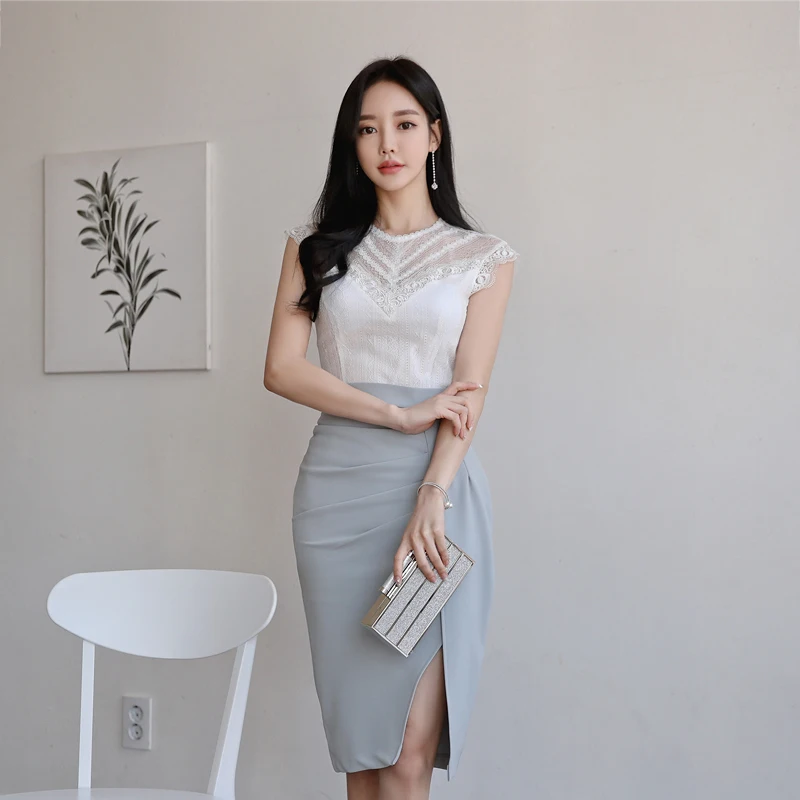 

Office Ladies 2 Pieces Set O-neck Lace Sleeveless Tops & High Waist Split Ruched Skirt Women Set 2019 Summer
