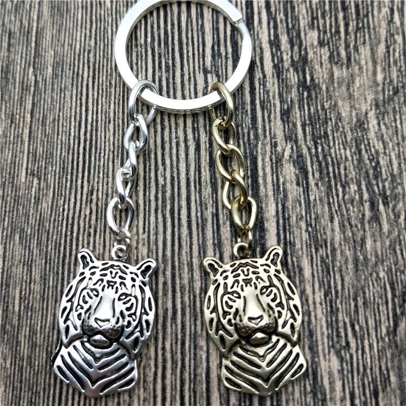 New Tiger Key Chains Fashion Pet Jewellery Trendy Tiger Car Keychain