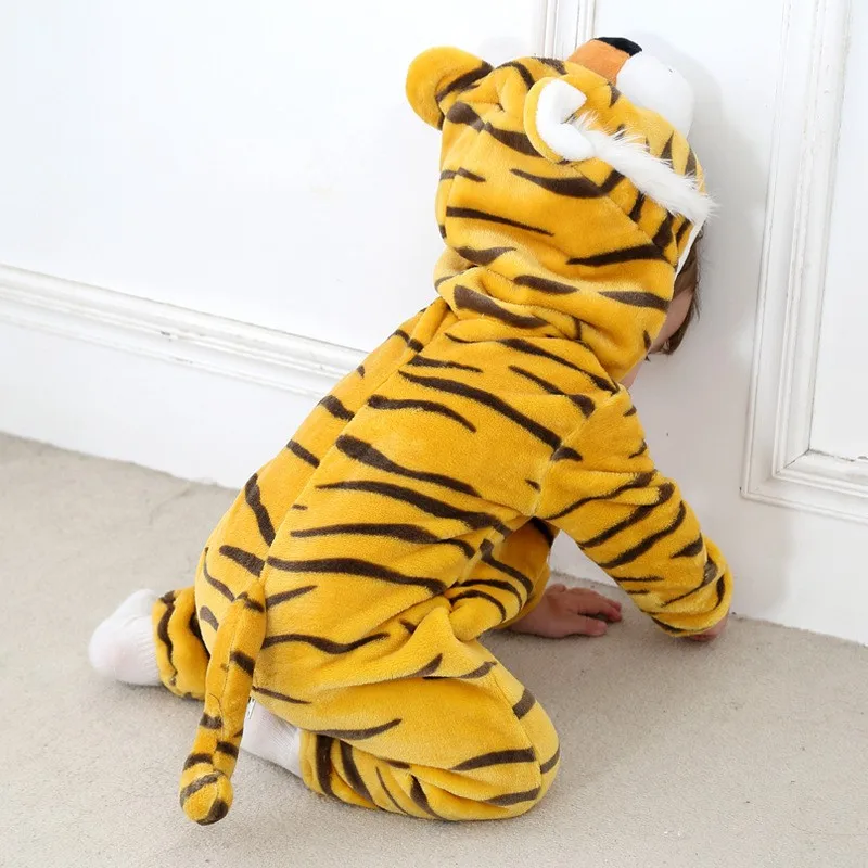 COOTELILI Newborn Baby Rompers Boys Girls Clothes Warm Fleece Winter Pajamas Infant Clothing Girls Autumn Halloween Costume  (1)