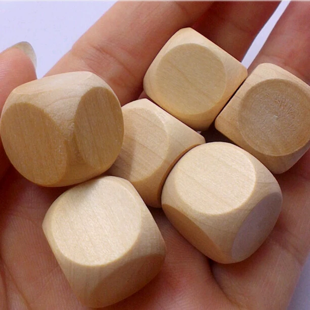 Деревянные кубики. Кубики игральные деревянные пустые. Деревянная заготовка куб. Игральные кости пустые. Кубик в пустые.