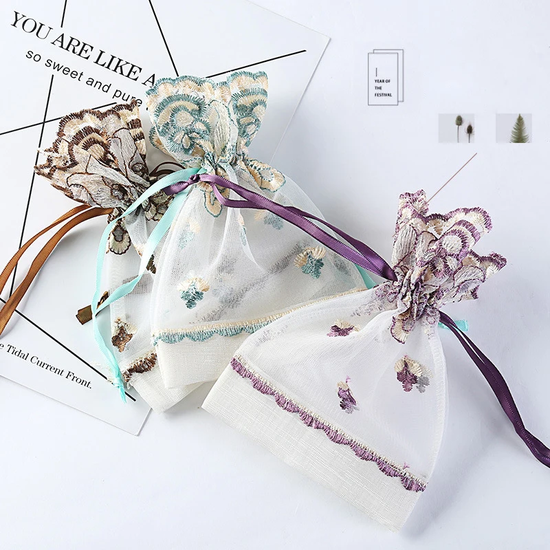 

3 Pcs Colorful Lace Gift Bag Cloth Drawstring Wave Lace Bag for DIY Sundry Craft Pouch Gift Candy Bag Wedding Party Decor Bag