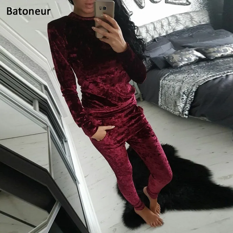

Batoneur 2017 Autumn Winter Fashion 2 Piece Set Tracksuit Women Pants And Sweatsuit Tracksuit Velvet 5 Shining Colors women Sui