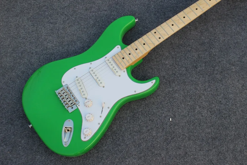 

high quality ,green color electric guitar, Maple fingerboard guitarra,high quality gitaar.real photos