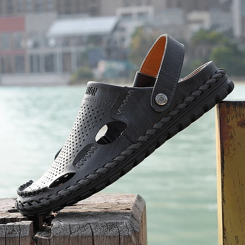 

Mens Sandals 2019 Summer Man Covered Toe Fashion Leather Hiking Shoes Flats Beach Water Sport Sandals Hollow C4