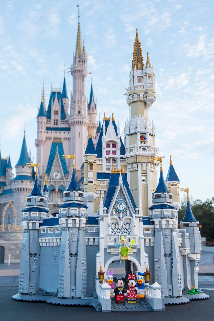 

Free shipping 4160Pcs LEPIN 16008 Cinderella Princess Castle City Model Building Block Kid Educational Toys For Compatible 71040