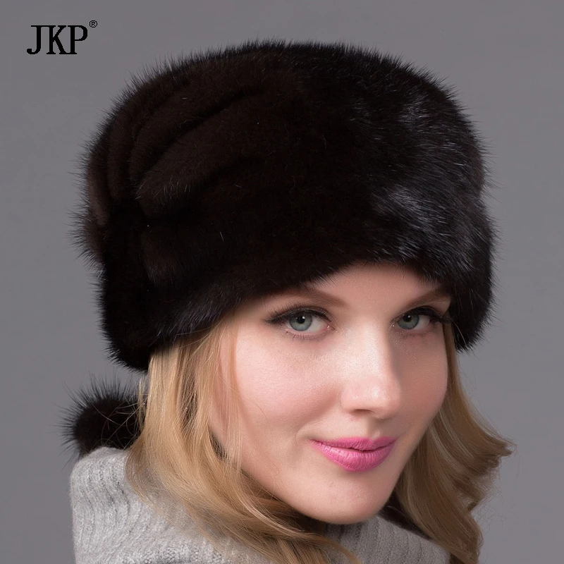 

Winter explosion models simple whole mink mink fur hat knitted hat elegant European and American fashion ladies ear cap DHY-46