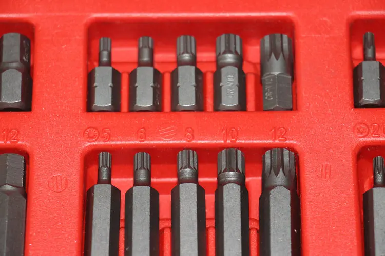Набор вставок 40 предметов torx 620847. Биты полидрайв. Набор бит с держателем 40 предметов, jtc auto tools 3965 -. Набор бит hex, torx , spline, хвостовик-шестигранник 1/2, crv, 42 шт. Spline hex.