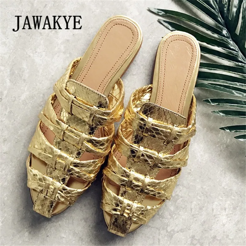 

2018 Gold Snake Style Leather Slipper Woman Round Toe Cut-out Hollow Flat Gladiator Sandals Women Beach Slipper