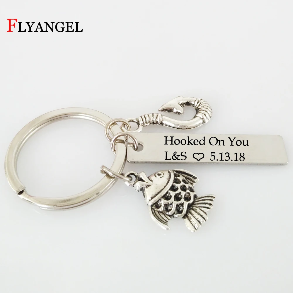 

Customized Date Name Lettering "Hooked On You" Keychain Women Fish Hooks Pendant Key Chain Ring Couples Valentine's Day Gifts