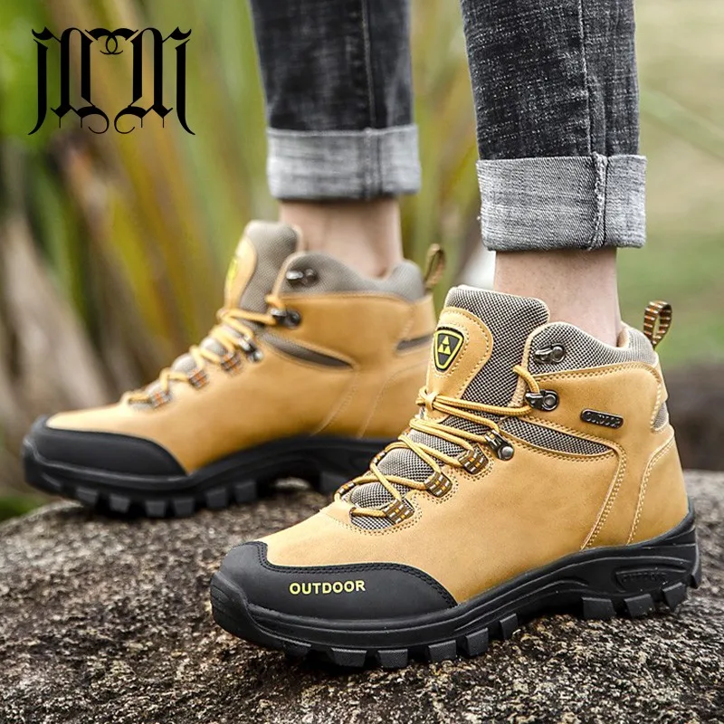 

MUMUELI Plus Large Size Yellow Black Fashion Casual Brand Snow Men Shoes High Top Quality Fashion 2019 Designer Male Boots 6027