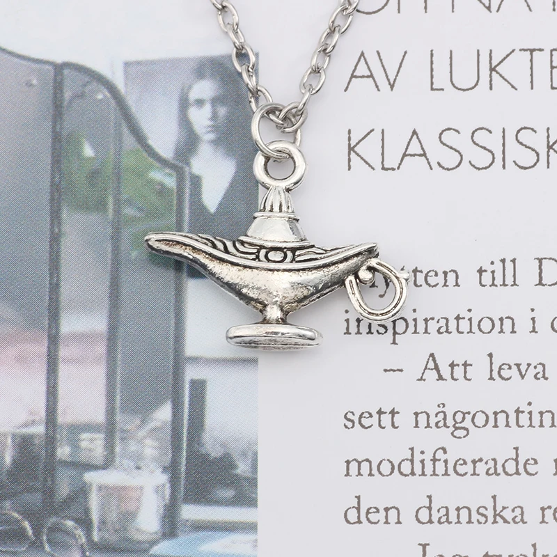 Fashion creative Aladdin magic lamp metal necklace personality ancient silver ladies jewelry simple student daily jewelry Gift Fashion creative Aladdin magic lamp metal necklace personality ancient silver ladies jewelry simple student daily jewelry Gift