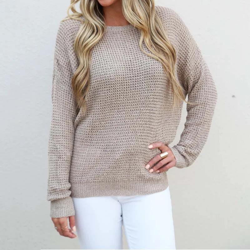 девушка в свитере. современный свитер. полосатый свитер. современный свитер. свитер женский.