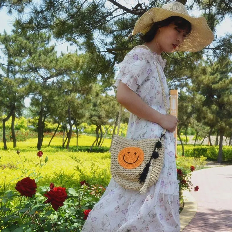 Women Summer Tassel Straw Bags INS Popular Female Fashion Pompom Handbag Lady Casual Shoulder Bag Holiday Weave Crossbody SS3385 (8)