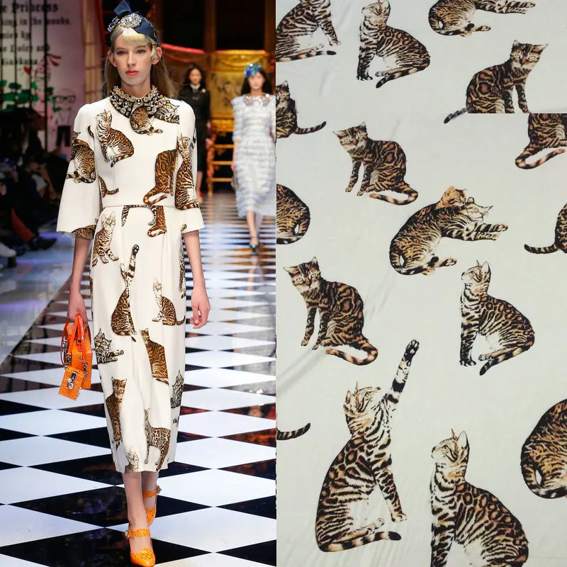 145 см широкий Модный тканевый модный Подиум белая кошка печать ткань Сделай Сам ручной работы платье рубашка атласная ткань