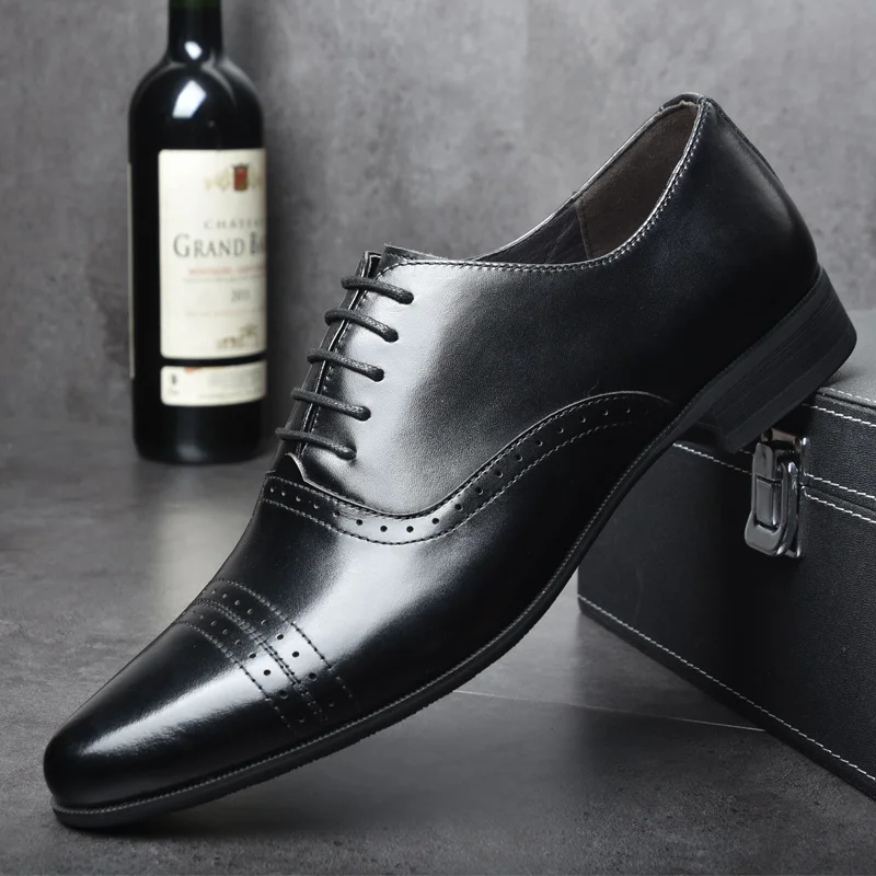 OSCO Fashion Trends Brocade Carved Business Dress Genuine Leather Men Shoes Wedding Shoes Casual Office Work Shoes Male Oxfords OSCO Fashion Trends Brocade Carved Business Dress Genuine Leather Men Shoes Wedding Shoes Casual Office Work Shoes Male Oxfords