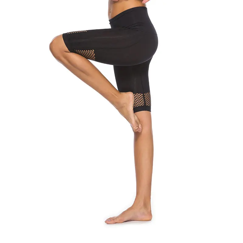Сексуальные шорты для йоги женские дышащие сетчатые сшивание спортивные Леггинсы женские эластичные карманы пять коротких фитнеса тренажерный зал Спортивная одежда для бега - Цвет: Черный