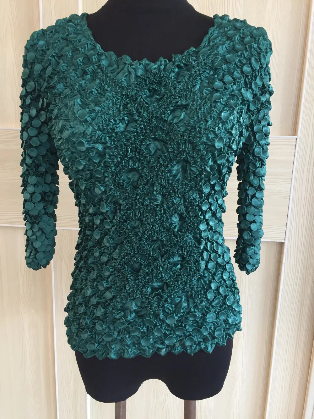 New Women Elastic Fashion Popcorn Tops Long Sleeves T Shirts Coin Plus Size Women shirts