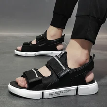 Мужские вьетнамки; Новинка года; летние мужские сандалии; мужские шлепанцы на плоской подошве с застежкой-липучкой; модная мужская пляжная обувь для улицы; Hommes Sandalias