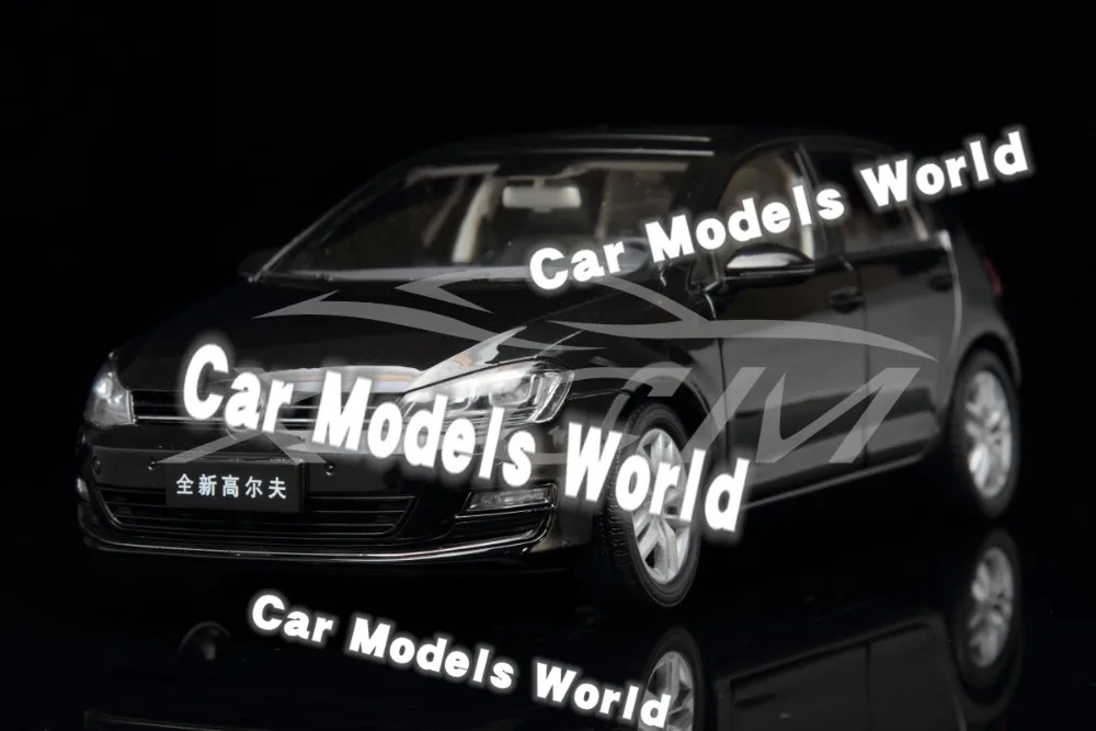 

Car Model for Golf 7 1:18 (Black) + SMALL GIFT!!!!!!!!!