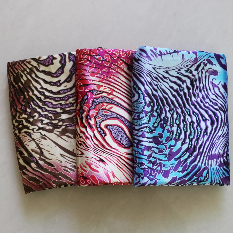 

Soft Polyester Charmeuse African Patchwork Leopard Shirt Fabric Satin