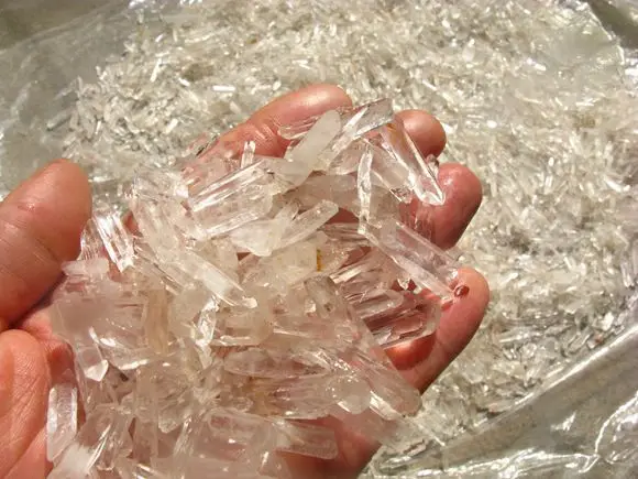

1000g natural rough quartz crystal original point small thin pieces