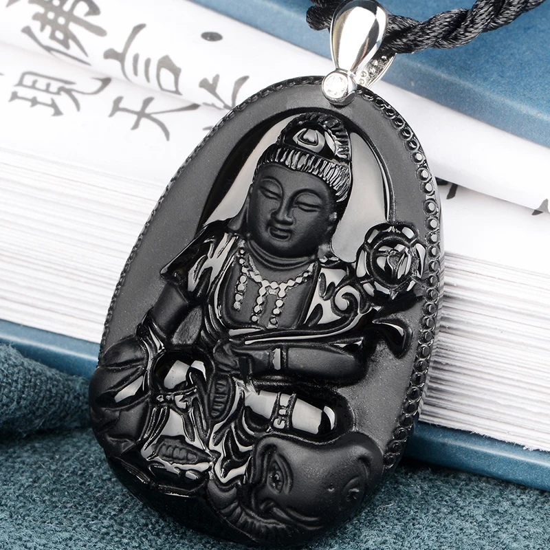 

Belwide children's version of Samantabhadra gold pendant is a patron of eight black Yao stone snake year gifts for children