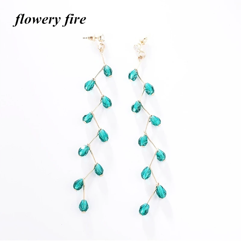 

2019 Retro Europe Long Cross Earrings Green Crystal Tassel Earrings Simple Personality Earrings For Woman Jewelry Christmas gift