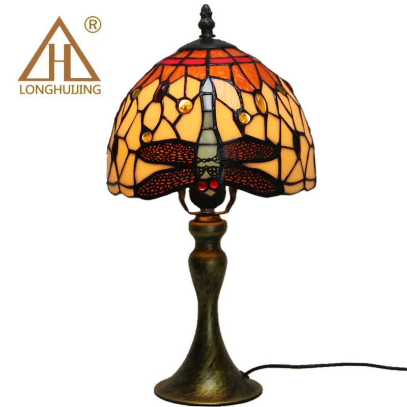 

Tiffany Table Lamp Resin Base Leaves Lampshade Bedroom Bedside Lamp Creative Fashion Retro Table Lamps