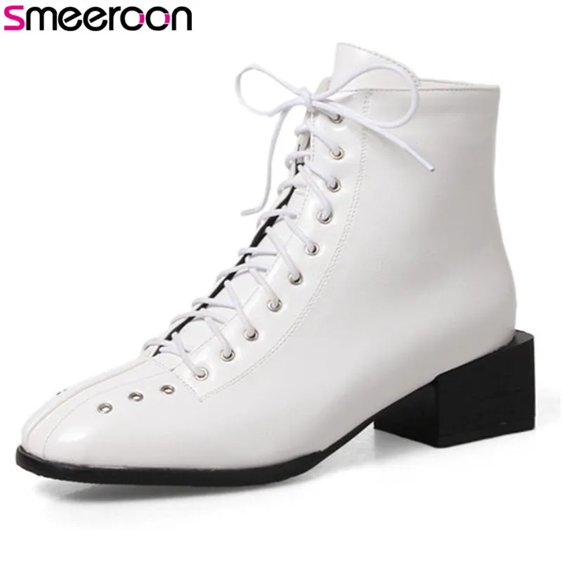 

Smeeroon 2018 fashion lace up women boots lace up autumn winter boots low heels ankle boots square toe wedding shoes
