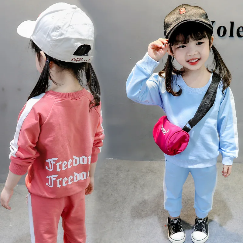 

Children's clothes spring and autumn 2019 new autumn suit 0-3 years old female baby long-sleeved piece two-piece long sleeve