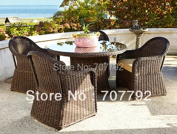 

NEW!Fancy Desgin DINING TABLE AND DINING CHAIRS
