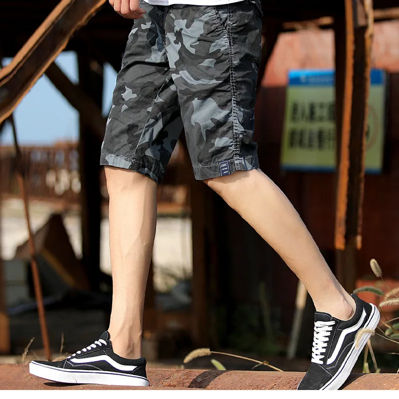 Бренд Для мужчин с шортами камуфляжного цвета новинка моды летнего сезона, хлопок Повседневное Camo Военный карго шорты, короткие брюки без ремня