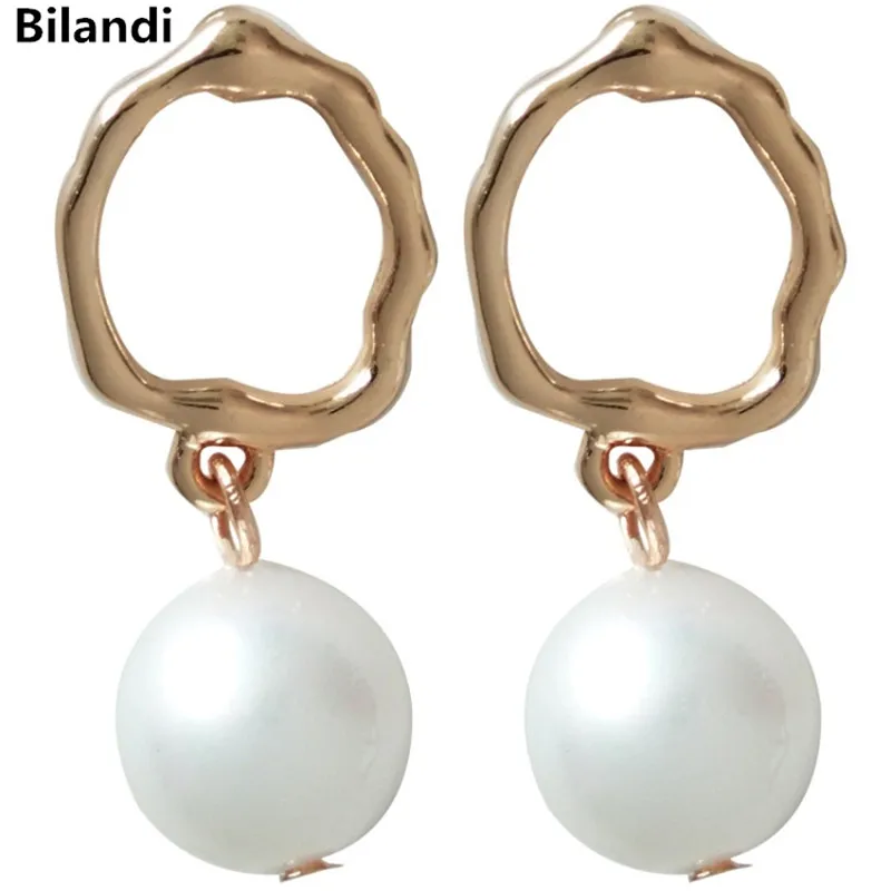 

Delicate Fashion Irregular Circular Pearls Drop Earrings For Woman Jewelry