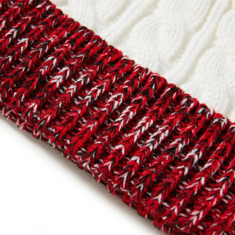 knitted-hat-white-print-cap-detail2