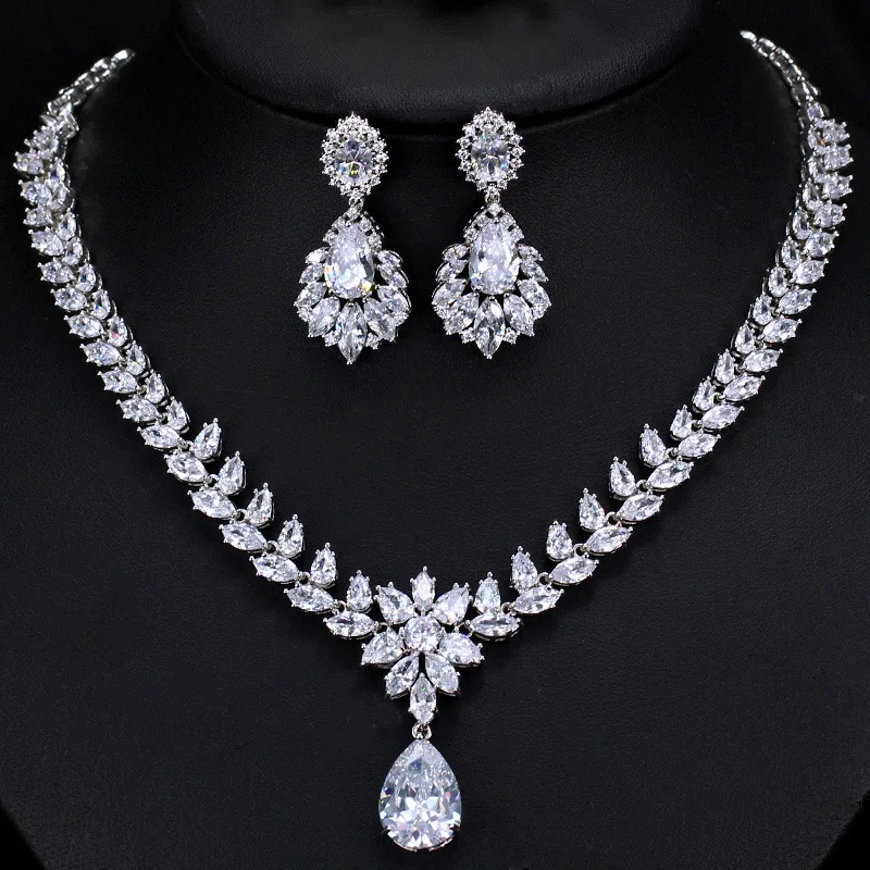 fashion necklace and earrings wedding party jewelry setin Jewelry Sets
